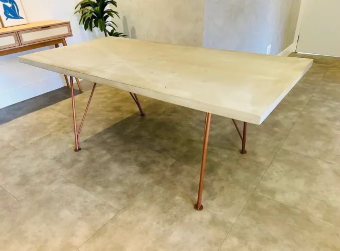 Mesa de Jantar Aramis Beton Tok&Stok 6 Lugares - 1,89 x 0,90 m