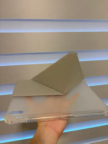 Vendo capa protetora premium para tablet da marca WiWU, totalmente nova. NUNCA usada!