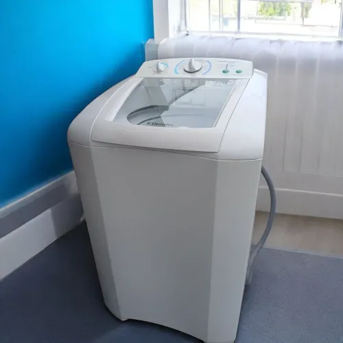 Geladeira fross eletrolux 110v por máquina