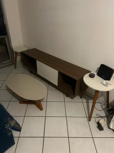 Rack e mesa de centro