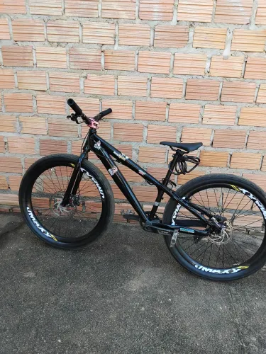 Bicicleta aro 26, 3000, avista 2800. ACEITO PC GAMER EM TROCA