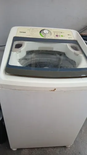 Maquina de lavar roupas