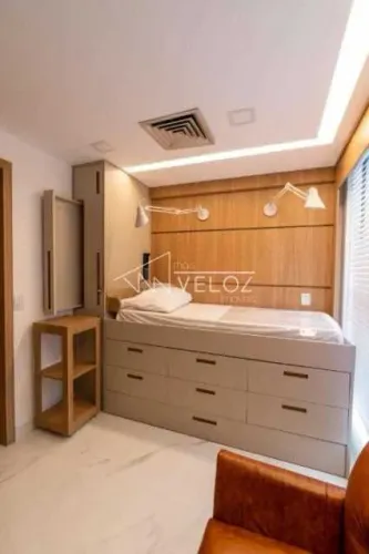 Sala : / Comercial / Jardim Botânico