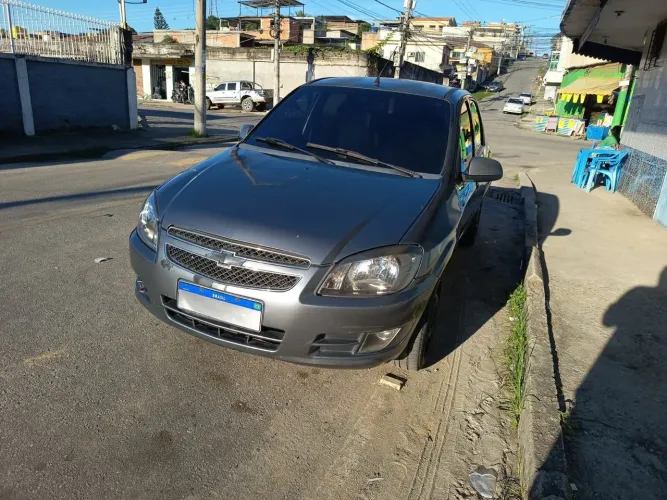 Chevrolet Prisma Sed. Maxx/ LT 1.4 8V Econof. 4P 2012