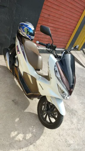 Honda PCX DLX 2021 150