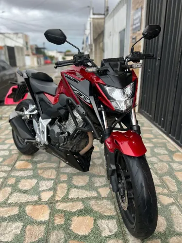 HONDA CB 300F TWISTER ABS 2025 VERMELHA | ÚNICO DONO / ACEITO MOTO NA TROCA