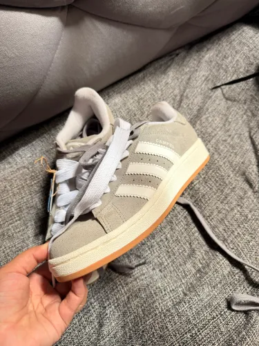 Tênis adidas campus original