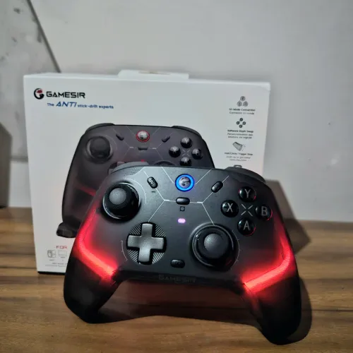 Controle GameSir Cyclone 2 - Para Android/PC/Nintendo Switch e IOS (Semi - Novo )