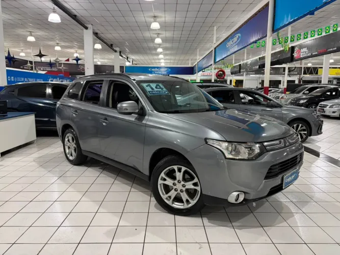 Mitsubishi Outlander 2.0 16V 160cv Aut. 2014