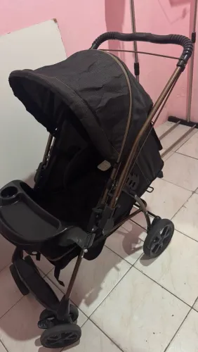 Carrinho de bebê galzerano