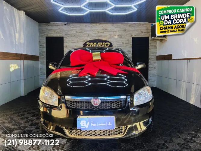 Fiat Siena Attractive 1.4 Fire Flex 8V 4P 2013