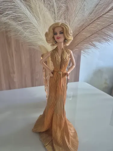 Barbie Collector Marilyn Monroe Blonde Ambition