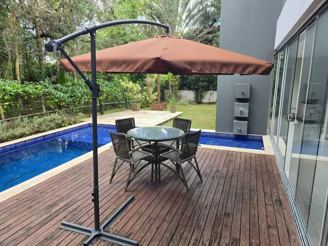 Ombrelone para área de piscina