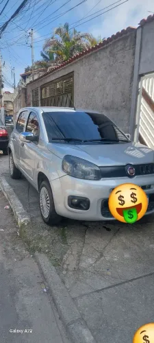 Fiat Uno Attractive 1.0 EVO Fire Flex 8V 5P 2016