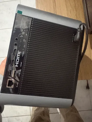 Vende-se Projetor Thundeal