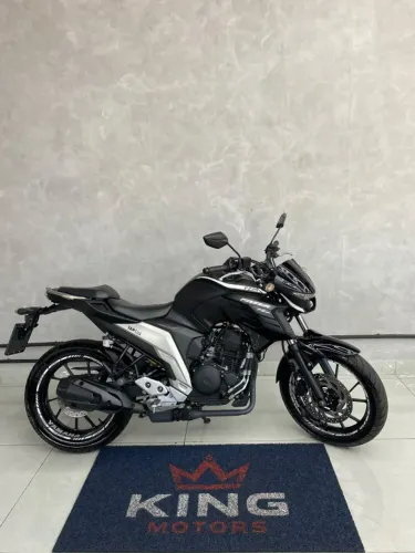 FZ25