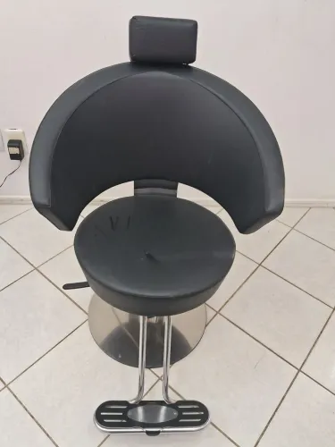 Cadeira para cabeleireiro ou Barbeiro