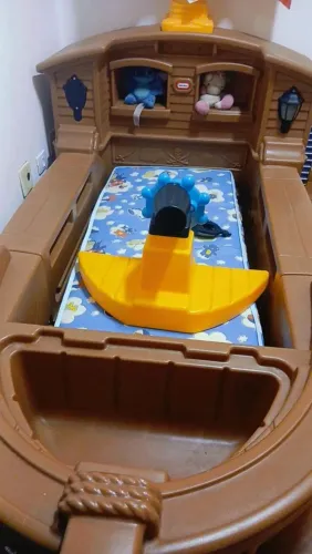 Cama de Navio Pirata da Little Tikes