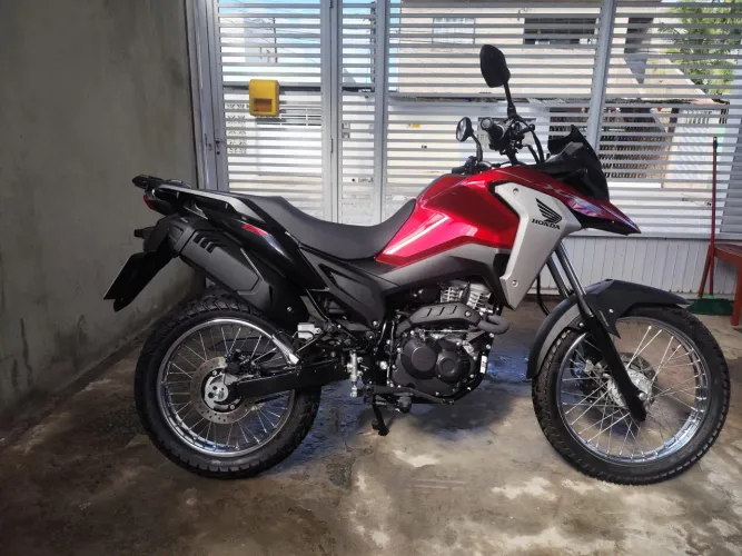 XRE 190 muito nova