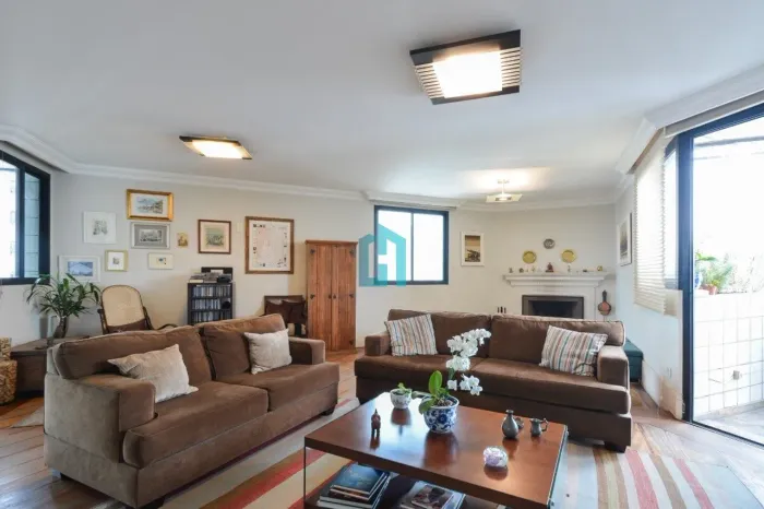 Apartamento com 3 suites a venda proximo ao Esporte Clube Sirio