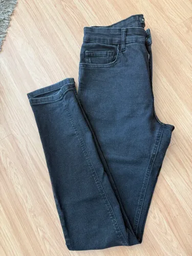 Calça jeans preta Hering Skinny 38