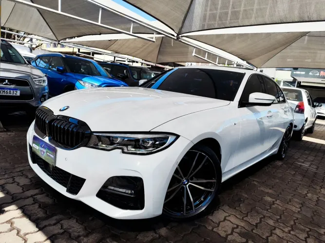 BMW 320I A 2.0 TB M Sport Activeflex 16V 4P 2022