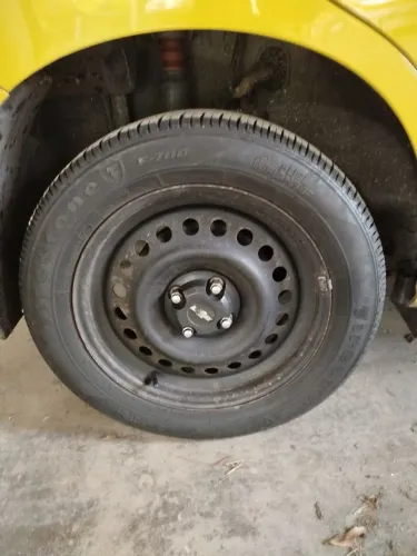 Rodas aro 16 Nissan Kicks Ferro com Pneus 205/55 Seminovos