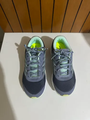 Tênis da Mizuno