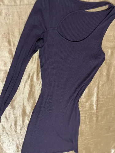 Vestido canelado premium estiloso TAM M