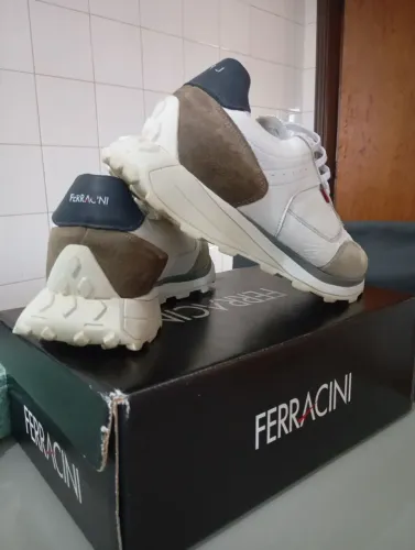 Vendo tênis usado original Ferracini 