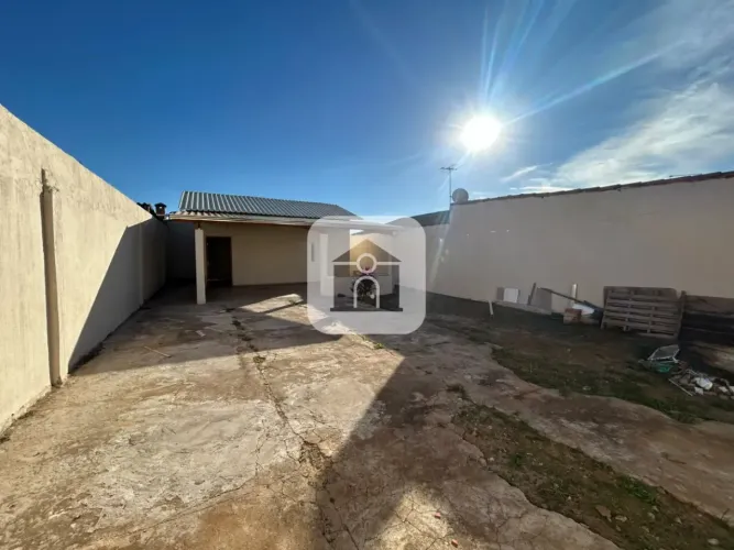 Casa para locação no bairro Jardim das Palmeiras