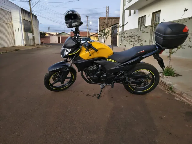 CB300R Impecável - Cabeçote Vela Fina e longa
