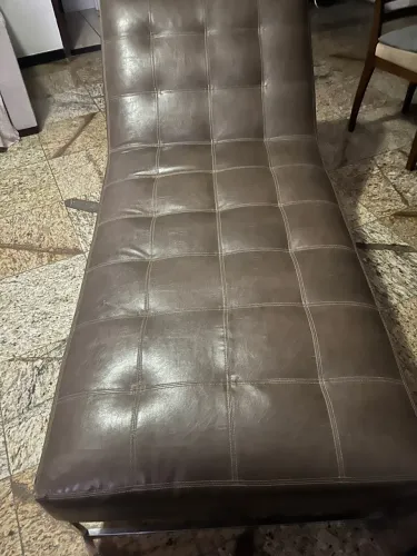Oportunidade! Diva de couro super confortável!