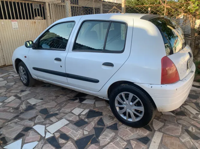 Renault Clio RL / Yahoo/ Authent. 1.0 8V 5P 2003