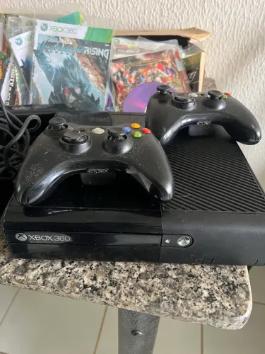 Xbox 360, pra arrumar ou usar peças