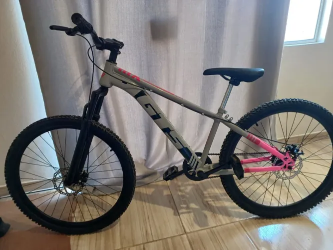 Bicicleta Feminina Aro 26