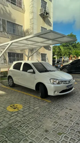Toyota Etios X 1.3 Flex 16V 5P Mec. 2016
