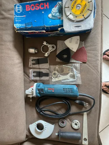 Esmerilhadeira Bosch GWS 9-125 S 900W 127V com Regulagem de Velocidade + Acessórios
