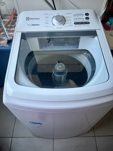 Máquina de lavar Electrolux 14kg