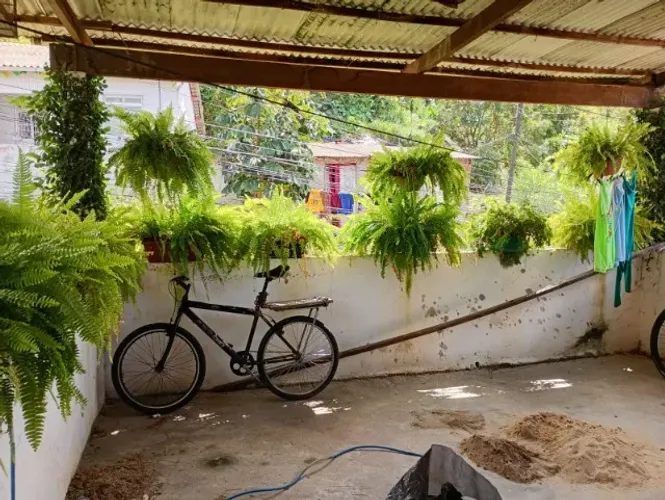 Vendo ou troco casa de 3 quartos no Vasco da Gama