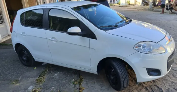 Fiat Palio Attractive 1.0 EVO Fire Flex 8V 5P 2013