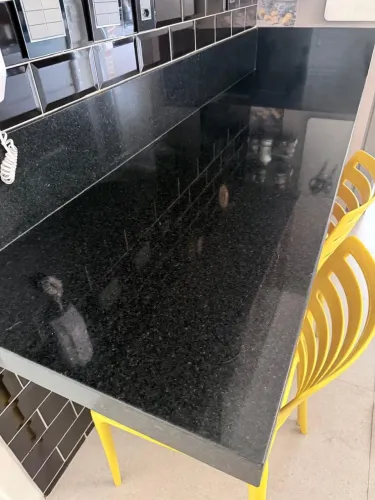 Pia de cozinha granito sâo Gabriel, 2,90 x 0,63, com cuba em inox e fogâo elètrico.220 V