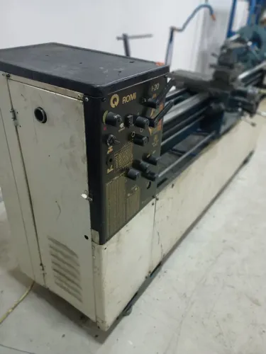 Torno Mecano I20 1,5 M Barramento + prensa 60 Ton+ compressor 200 litros + Guincho 2 ton