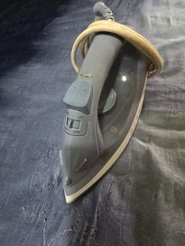 Ferro de passar Electrolux 220v
