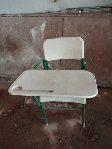 CADEIRA ESCOLA Barata 50 UNIDADES