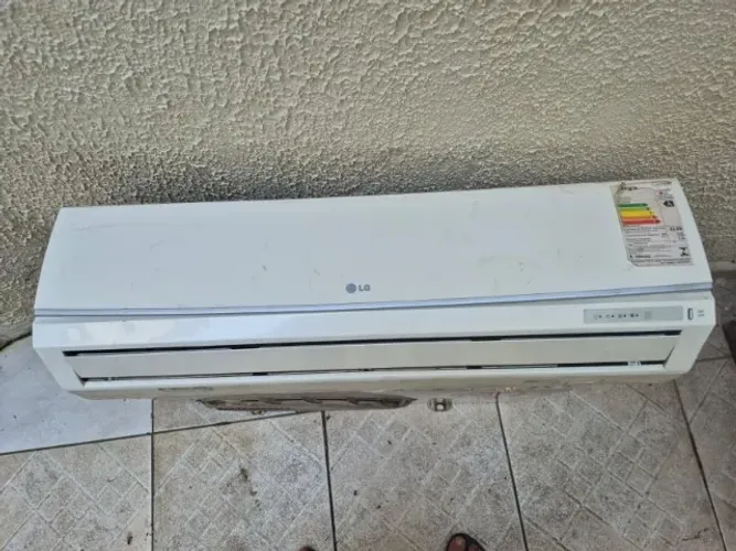 AR CONDICIONADO 12000 BTU