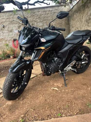 YAMAHA FAZER 250 FZR 25 2024