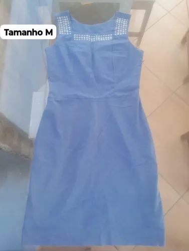 Vestidos usados por 10$ cada!