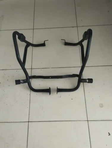 Vendo protetor de carenagem e tanque da XRE 190