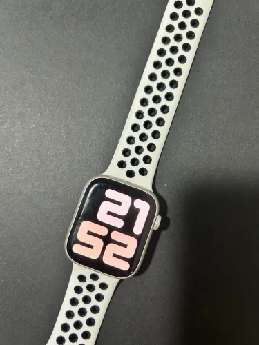 Apple Watch Series 9 Prata - Funcionando Perfeitamente